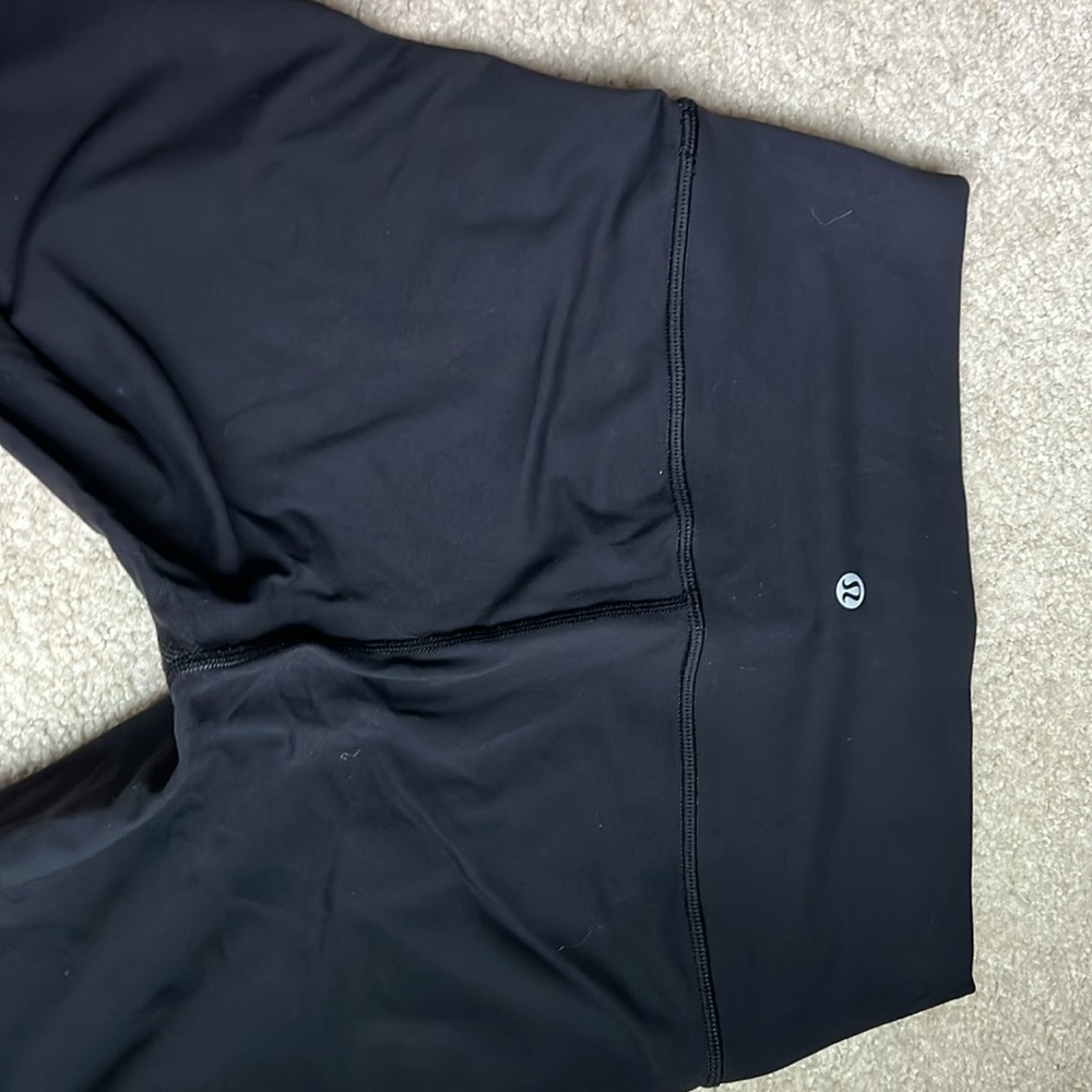 TWO Lululemon 21” Cropped Leggings - Picture 6 of 6